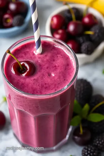 Black Cherry and Blackberry Smoothie presentation